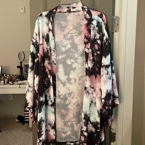 Tie-dye kimono